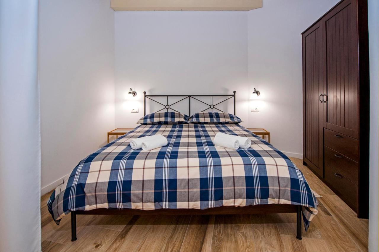 Apartments Tizi 罗维尼 外观 照片