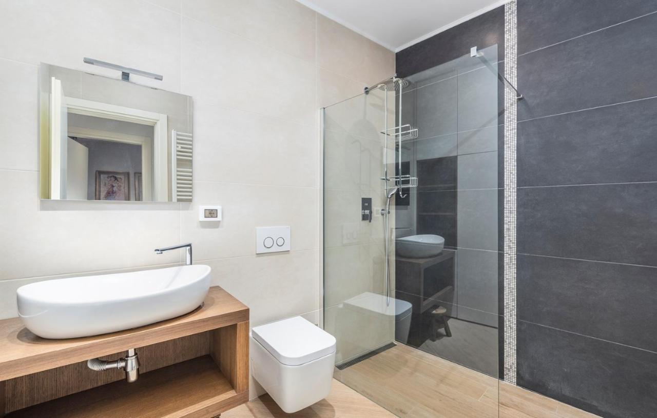 Apartments Tizi 罗维尼 外观 照片