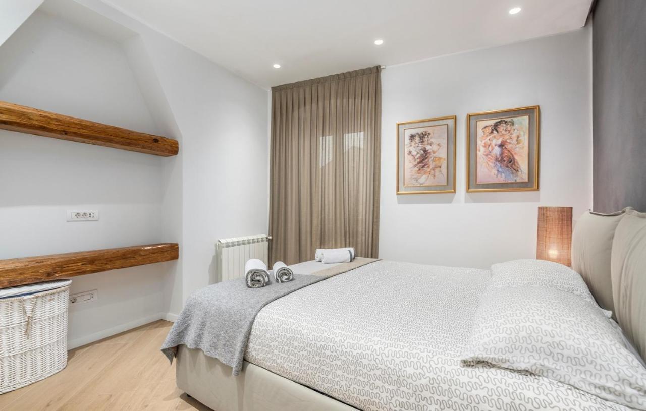 Apartments Tizi 罗维尼 外观 照片